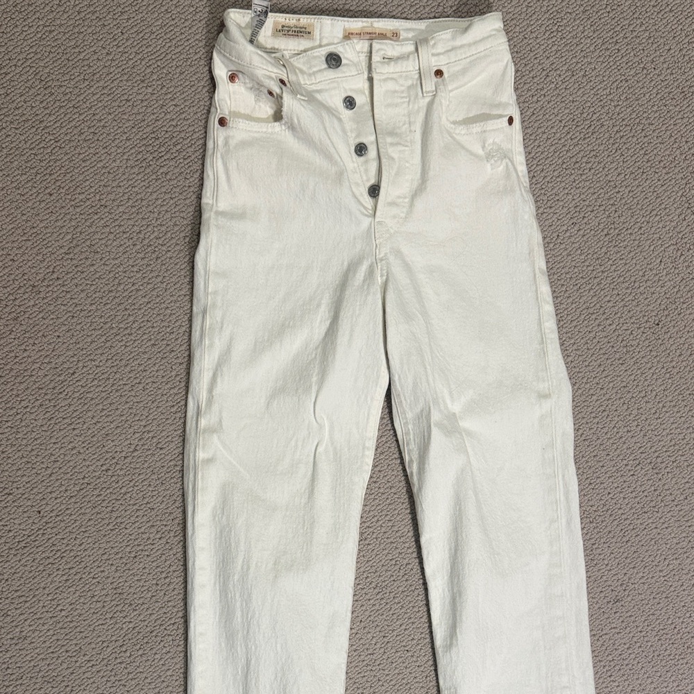 Levi's Women's High Rise Jeans - Cream
